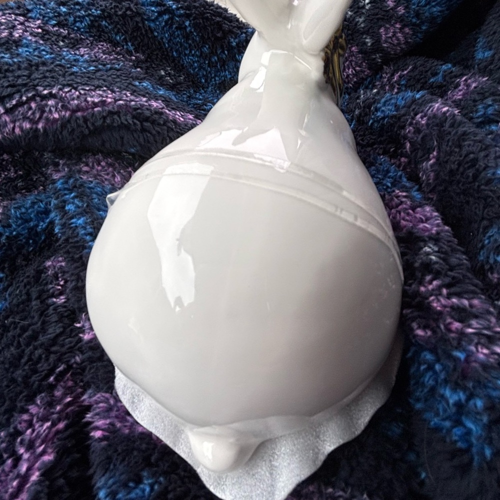 Bunny Butter dish.   Rabbit butter dish.  New - Picture 8 of 9